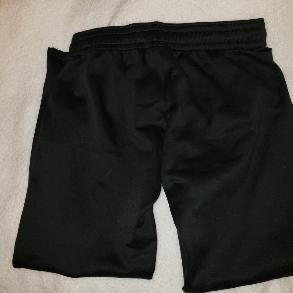 Under Armor pants - Picture 2 of 3
